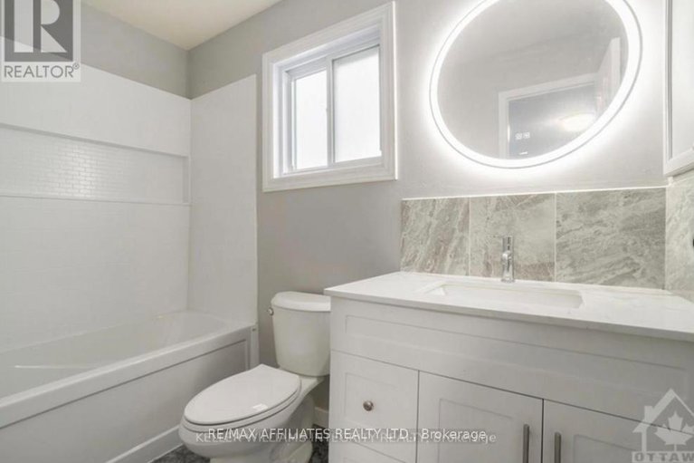 28535379/563-latour-crescent/fallingbrookgardenway-south/ottawa/ontario/K4A1N6_16