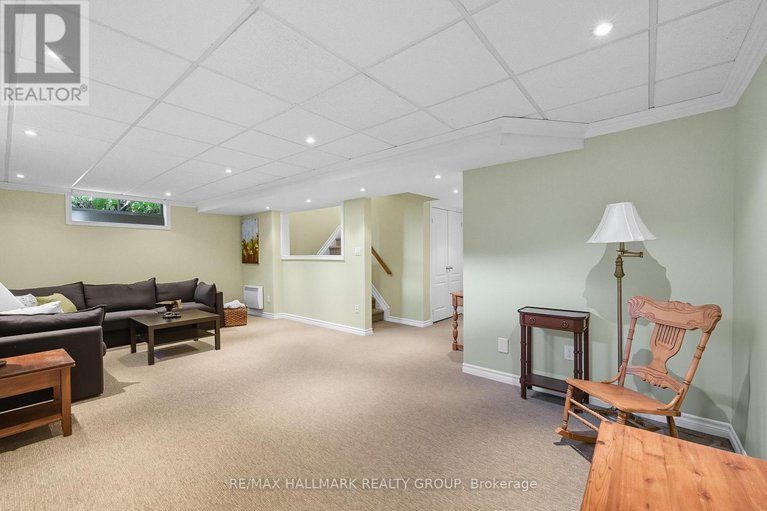 28869217/2357-raintree-drive/orleans-village/ottawa/ontario/K1W1J3_26