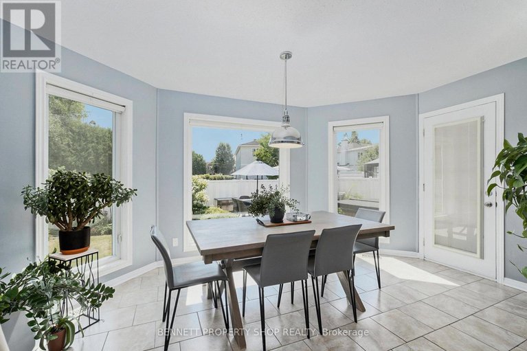 28777333/778-montcrest-drive/fallingbrookridgemount/ottawa/ontario/K4A2M6_7