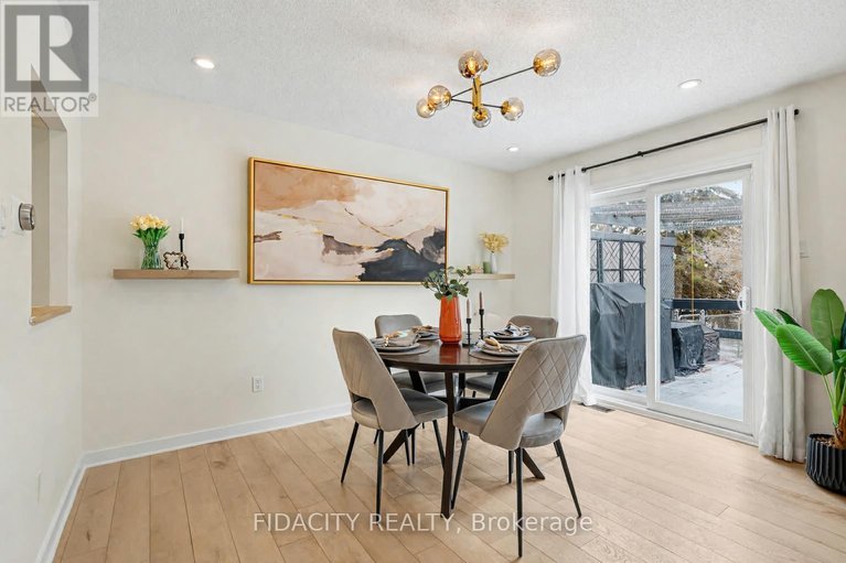 29655709/1-kathleen-crescent/stittsville-central/ottawa/ontario/K2S1L6_8