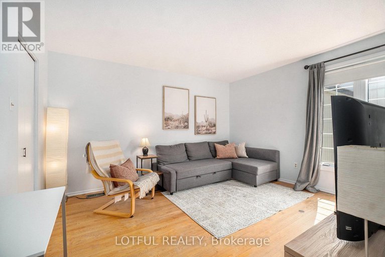 29061693/427-kintyre-private/carleton-square/ottawa/ontario/K2C3M9_15