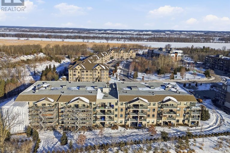 29446146/116-120-prestige-circle/chatelaine-village/ottawa/ontario/K4A1B4_27