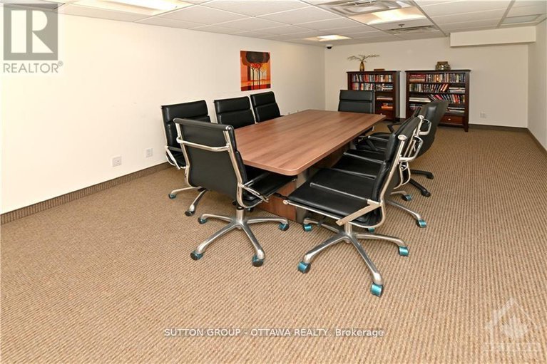 28471695/706-242-rideau-street/sandy-hill/ottawa/ontario/K1N0B7_11