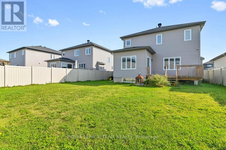 28851206/69-duncanville-street/village-of-russell/russell/ontario/K4R0E9_34