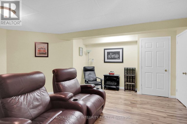 28534994/22-halkirk-avenue/glencairnhazeldean/ottawa/ontario/K2V1B5_42