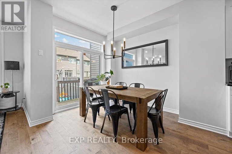 28639752/42-jardiniere-street/remainder-of-stittsville-area/ottawa/ontario/K2S2K3_9