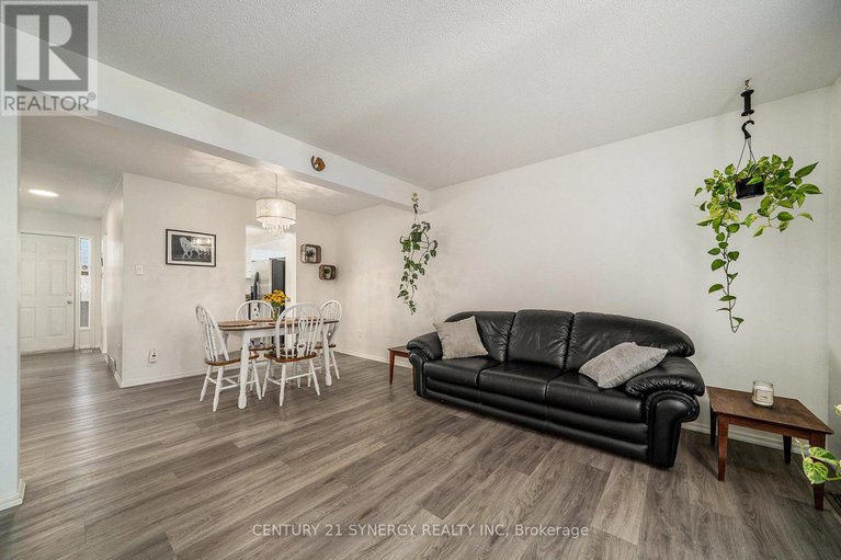29249718/46-7-glencoe-street/arlington-woods/ottawa/ontario/K2H8S5_10