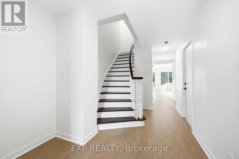 29439803/74-shearer-crescent/katimavik/ottawa/ontario/K2L3N1_4