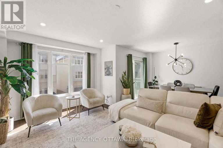 29656876/107-caithness-private/mer-bleuebradley-estatesanderson-park/ottawa/ontario/K1W0G4_23