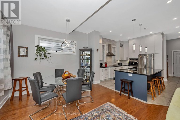 28399504/1355-mory-street/emerald-woodssawmill-creek/ottawa/ontario/K1T1C8_8