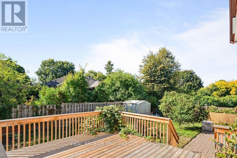 28894843/99-queensline-drive/bruce-farmgraham-parkqualicumbellands/ottawa/ontario/K2H7J6_25