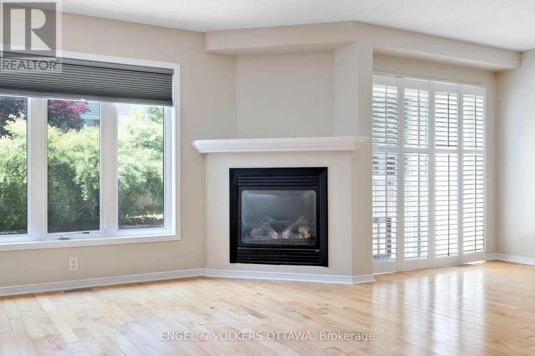 28517729/502-woodchase-street/morgans-grantsouth-march/ottawa/ontario/K2W1J4_11
