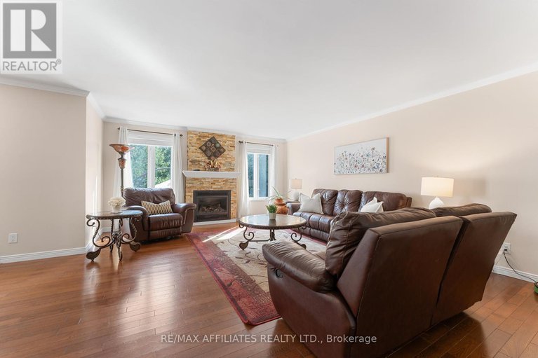 28985818/14-panandrick-view-drive/rural-kanata-central/ottawa/ontario/K2W1A5_6
