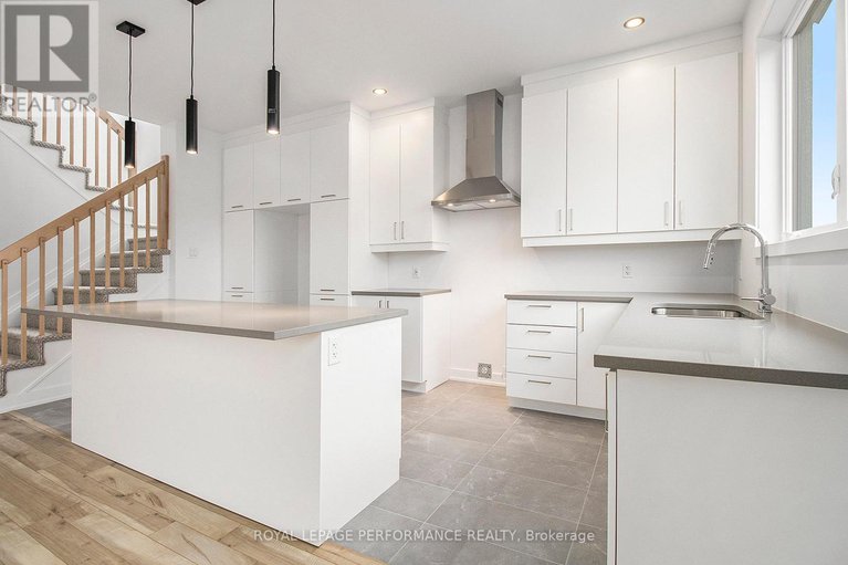 28530483/94-rutile-street/clarencerockland-twp/clarence-rockland/ontario/K4K0M6_8