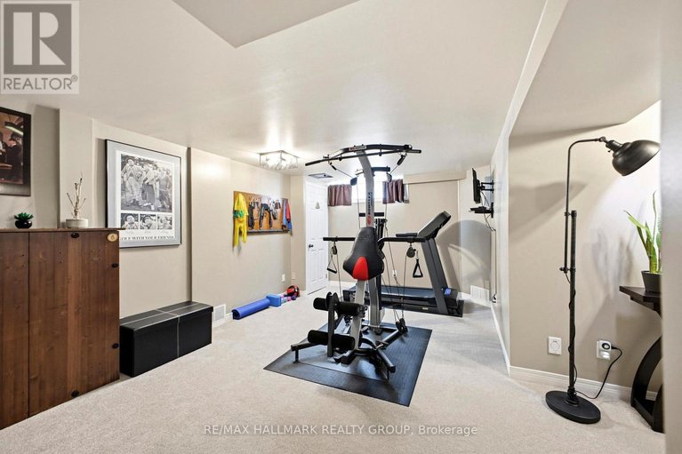 29549614/178-equestrian-drive/bridlewood/ottawa/ontario/K2M2B9_26