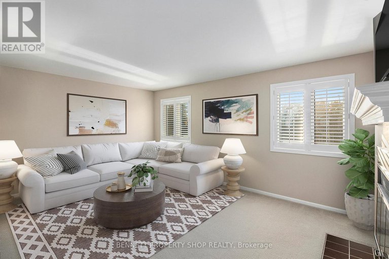 29050384/1865-leclair-crescent/queenswood-heights-south/ottawa/ontario/K1E3S2_16