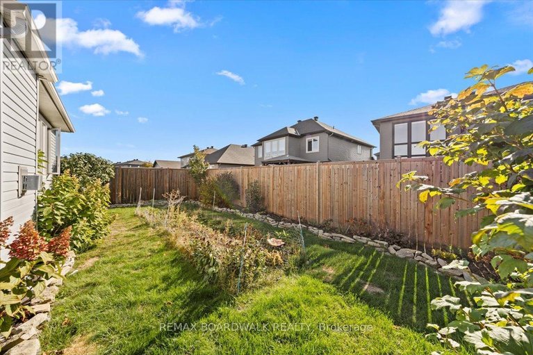 29612405/279-sceptre-way/emerald-meadowstrailwest/ottawa/ontario/K2V0C6_42