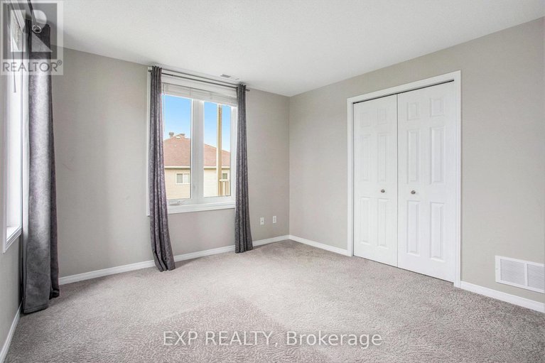 28456639/5-90-briargate-private/springridgeeast-village/ottawa/ontario/K4A0C4_20