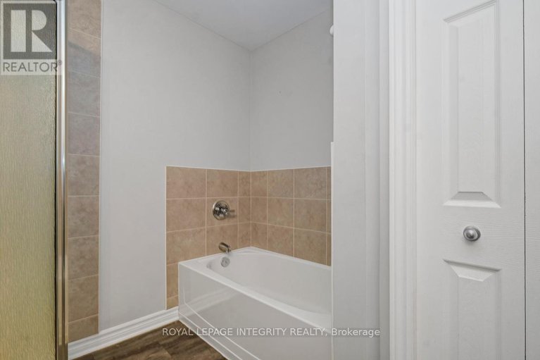 29439308/1117-stittsville-main-street/stittsville-north/ottawa/ontario/K2S0C9_24