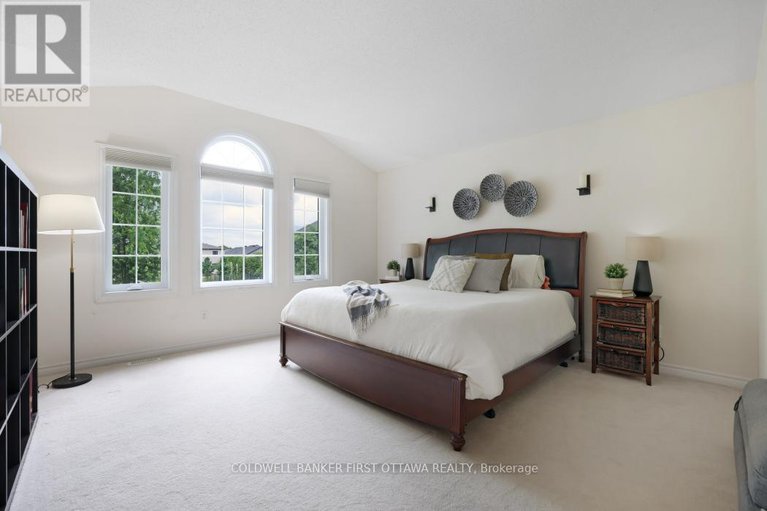 28505247/69-friendly-crescent/stittsville-south/ottawa/ontario/K2S2B6_19