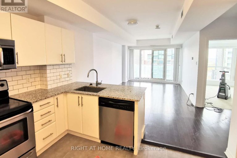 29034137/2604-242-rideau-street/sandy-hill/ottawa/ontario/K1N0B7_6