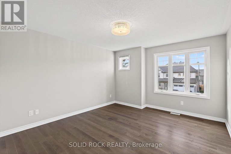 29040221/520-elm-park-avenue/longfields/ottawa/ontario/K2J5X9_34