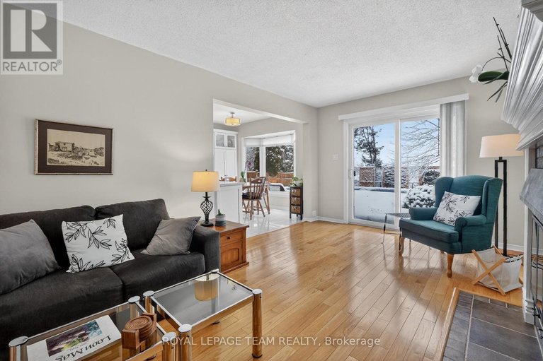 29501810/318-liard-street/stittsville-south/ottawa/ontario/K2S1J8_23