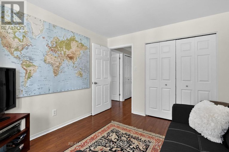 29344609/1372-jules-leger-drive/cumberland-ridge/ottawa/ontario/K4C1E2_30