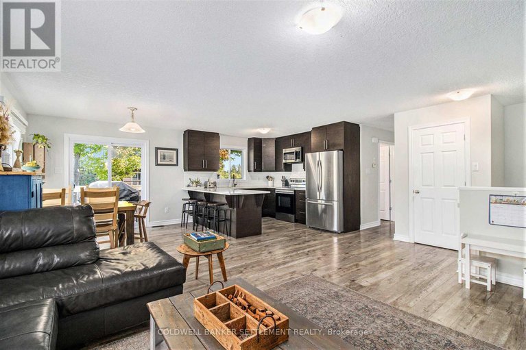 28952555/164-brittany-street/drummond-n-elmsley-drummond-twp/drummondnorth-elmsley/ontario/K7C4K9_6