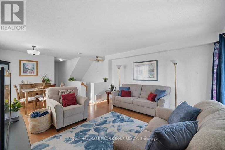28853846/10-lakepointe-drive/avalon-east/ottawa/ontario/K4A5E3_9