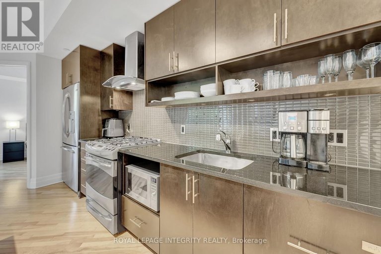 28630905/114-808-bronson-avenue/dows-lake/ottawa/ontario/K1S5A4_12
