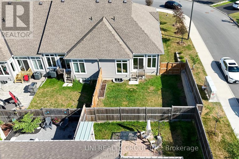 28692572/247-maygrass-way/remainder-of-stittsville-area/ottawa/ontario/K2S2K9_44