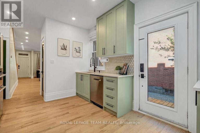 28788981/8-pretoria-avenue/glebe/ottawa/ontario/K1S1W7_20
