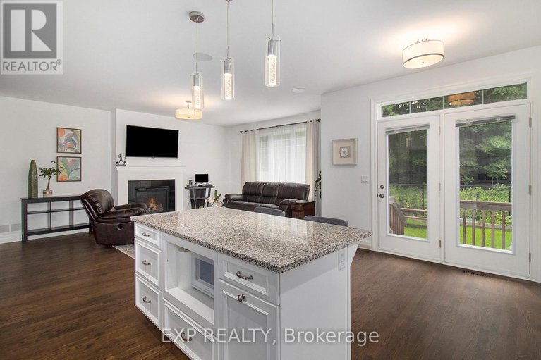 28485972/179-avro-circle/cfb-rockcliffe-and-area/ottawa/ontario/K1K4Y9_13