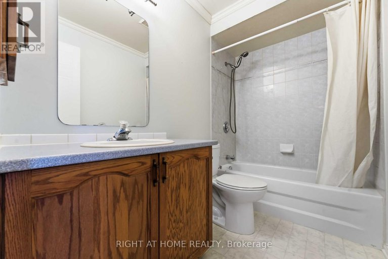 29392992/6254-sablewood-place/chapel-hill/ottawa/ontario/K1C7M5_19