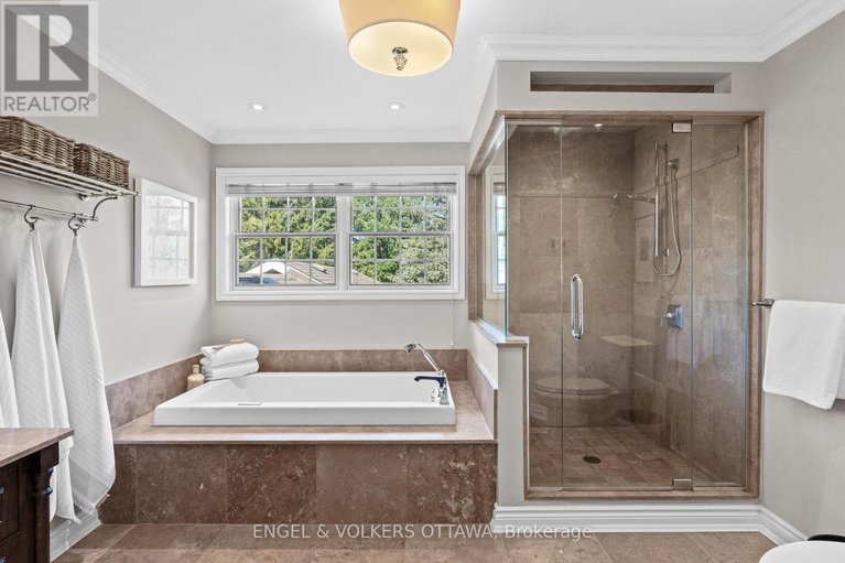 28790851/5557-pettapiece-crescent/manotick-village-manotick-estates/ottawa/ontario/K4M1C5_34
