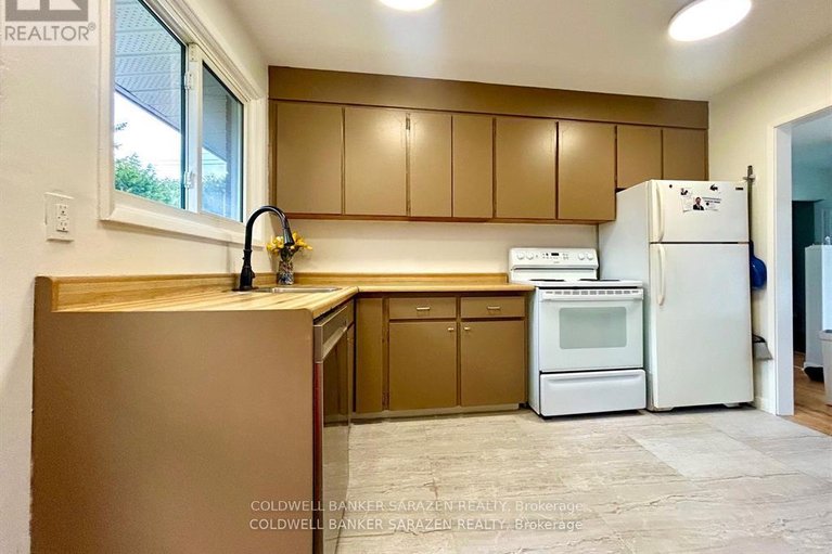 29378689/18-stinson-avenue/lynwood-village/ottawa/ontario/K2H6N1_6