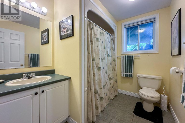 28906806/988-county-44-road/north-grenville-twp-kemptville-south/north-grenville/ontario/K0G1T0_23