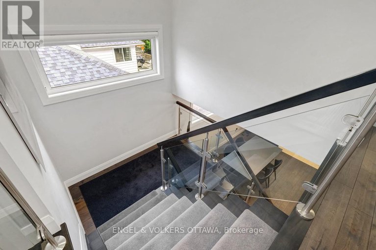 28934389/305-westhill-avenue/westborohampton-park/ottawa/ontario/K1Z7H7_23