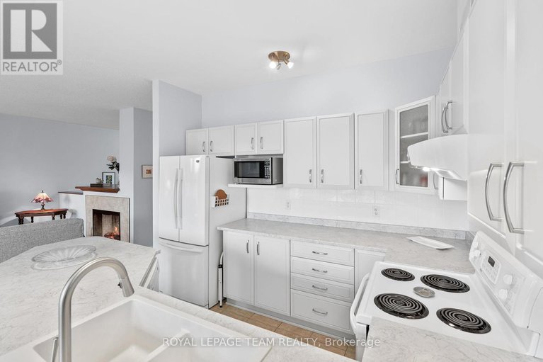 28339224/13-eileen-crescent/stittsville-central/ottawa/ontario/K2S1M3_12