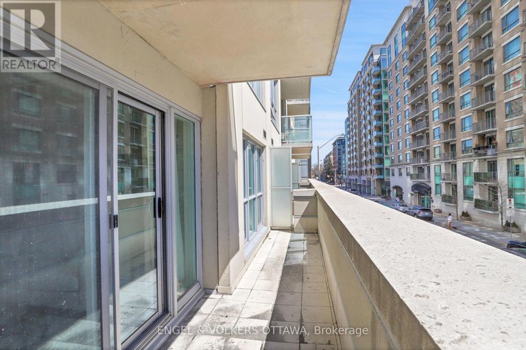 29414467/202-195-besserer-street/sandy-hill/ottawa/ontario/K1N0B6_23