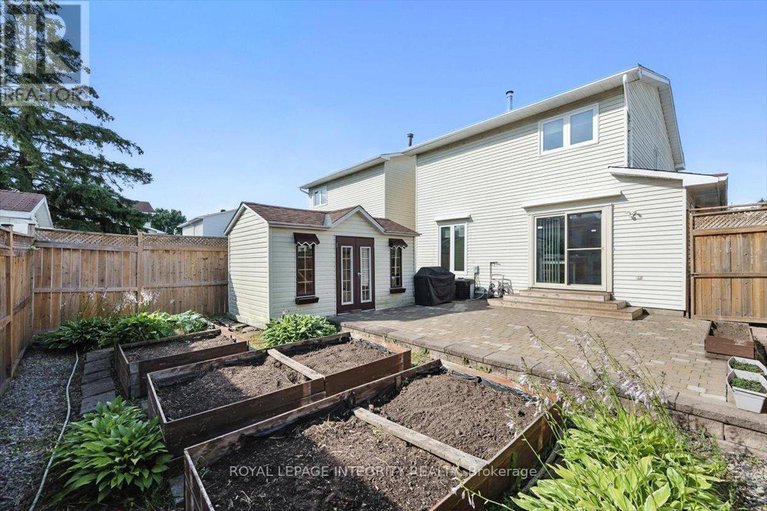 28632317/1097-moselle-crescent/convent-glen/ottawa/ontario/K1C2S8_37
