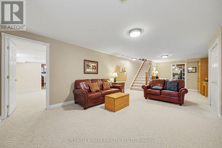 29557557/1334-scharfgate-drive/manotick-village-manotick-estates/ottawa/ontario/K4M1C3_15