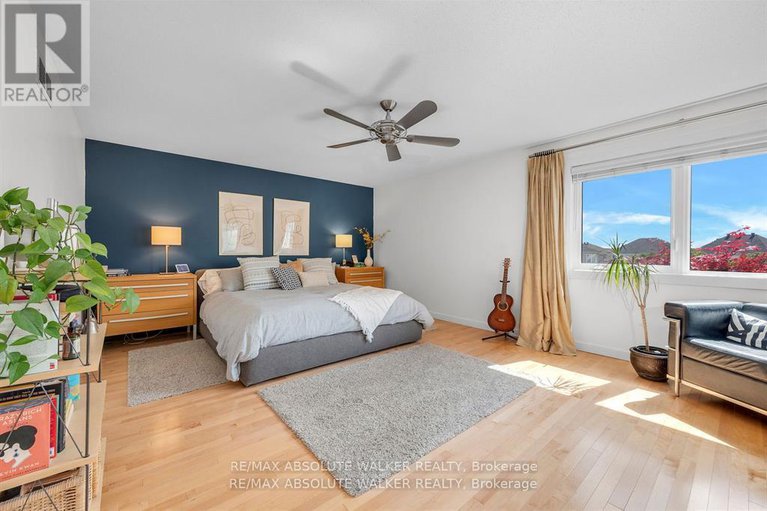 28644323/107-joshua-street/mer-bleuebradley-estatesanderson-park/ottawa/ontario/K1W0A2_19