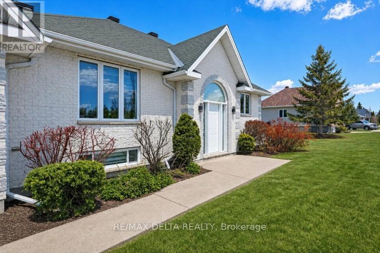 29658664/2031-devine-road/vars-village/ottawa/ontario/K0A3H0_1