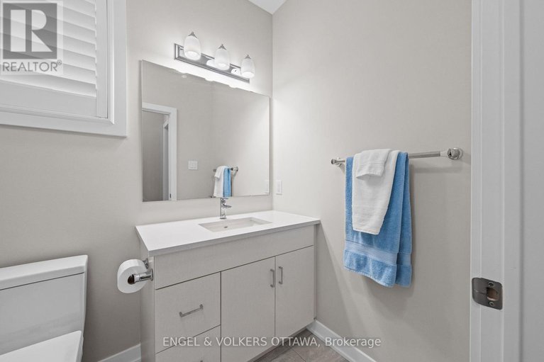 28965370/213-blackhorse-drive/north-grenville-twp-kemptville-south/north-grenville/ontario/K0G1J0_28