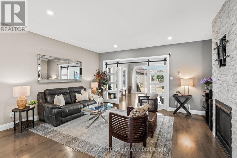 28752380/14-granite-street/clarencerockland-twp/clarence-rockland/ontario/K4K0J2_13