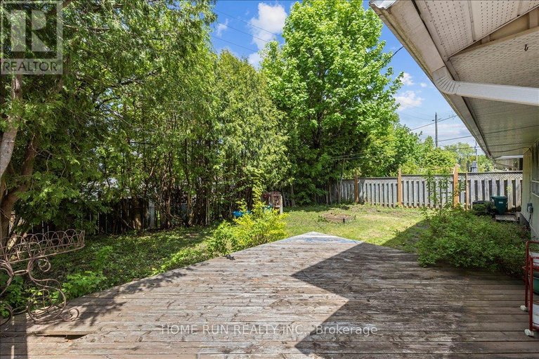 29444216/685-farmington-avenue/riverside-park-south/ottawa/ontario/K1V7H4_65