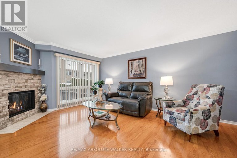 29374387/6169-oak-meadows-drive/chapel-hill/ottawa/ontario/K1C7G8_7