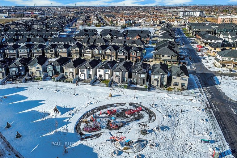 29134887/28-mendoza-way/emerald-meadowstrailwest/ottawa/ontario/K2S2S6_36
